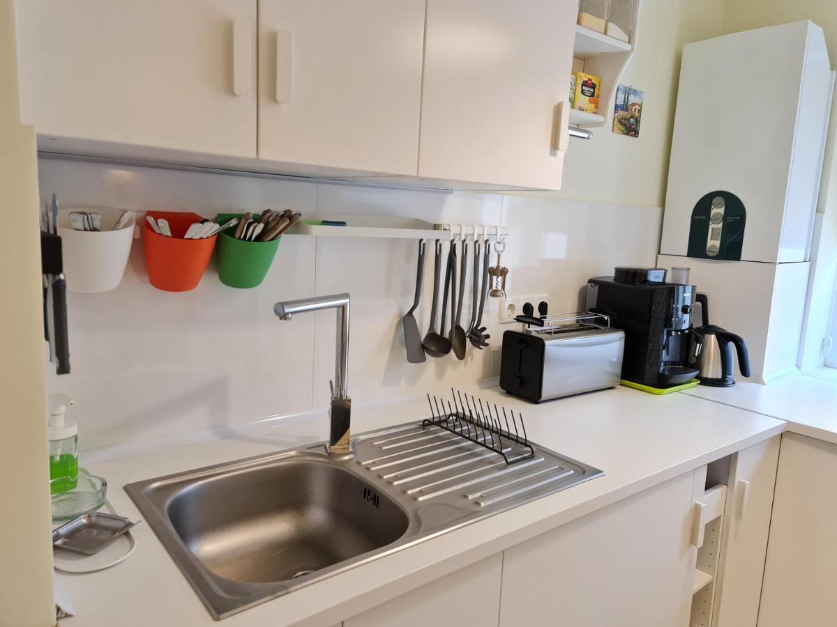Apartamentul Alb Буштени Экстерьер фото